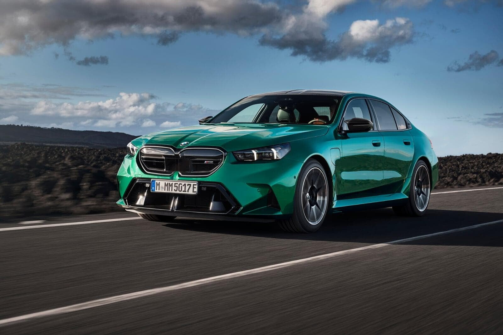 New BMW M5 packs PHEV punch
