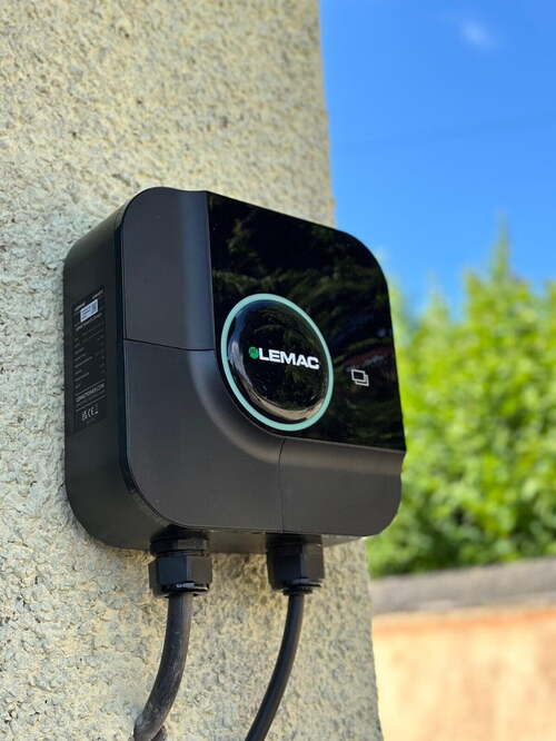 7kW Tethered EV Charger